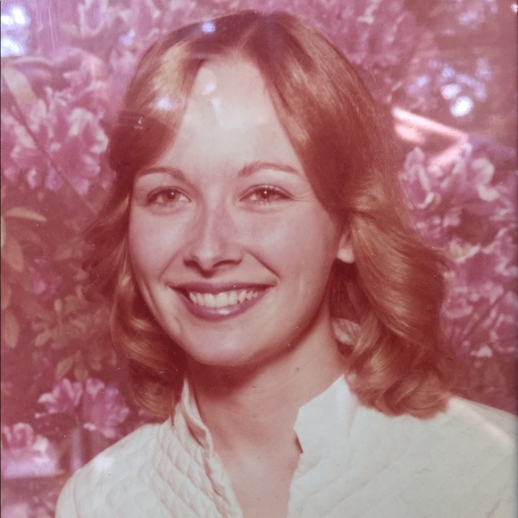 Meet your Posher, Ivy - Picture 1 of 1